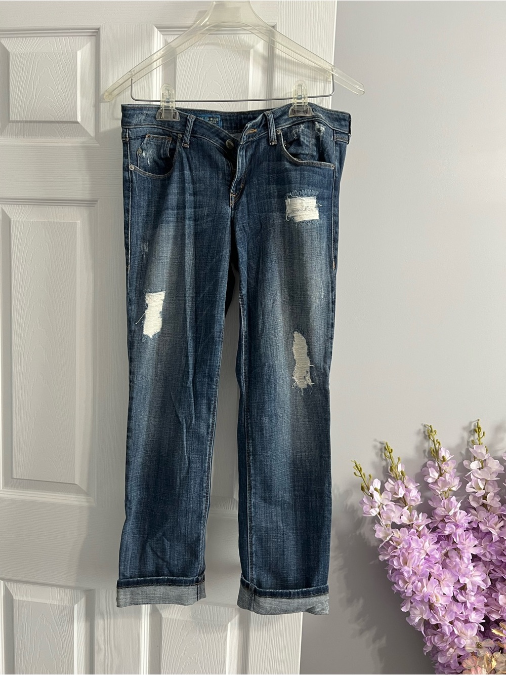 Fade To Blue Distressed Slouchy Boyfriend Jeans - Size 30 (NWOT)